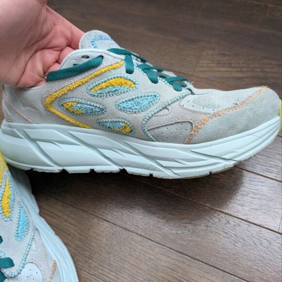 Hoka One One U Clifton L Embroidery Sneaker Shoes, Size Men 9.5 / Women 10,5 US - Picture 5 of 14